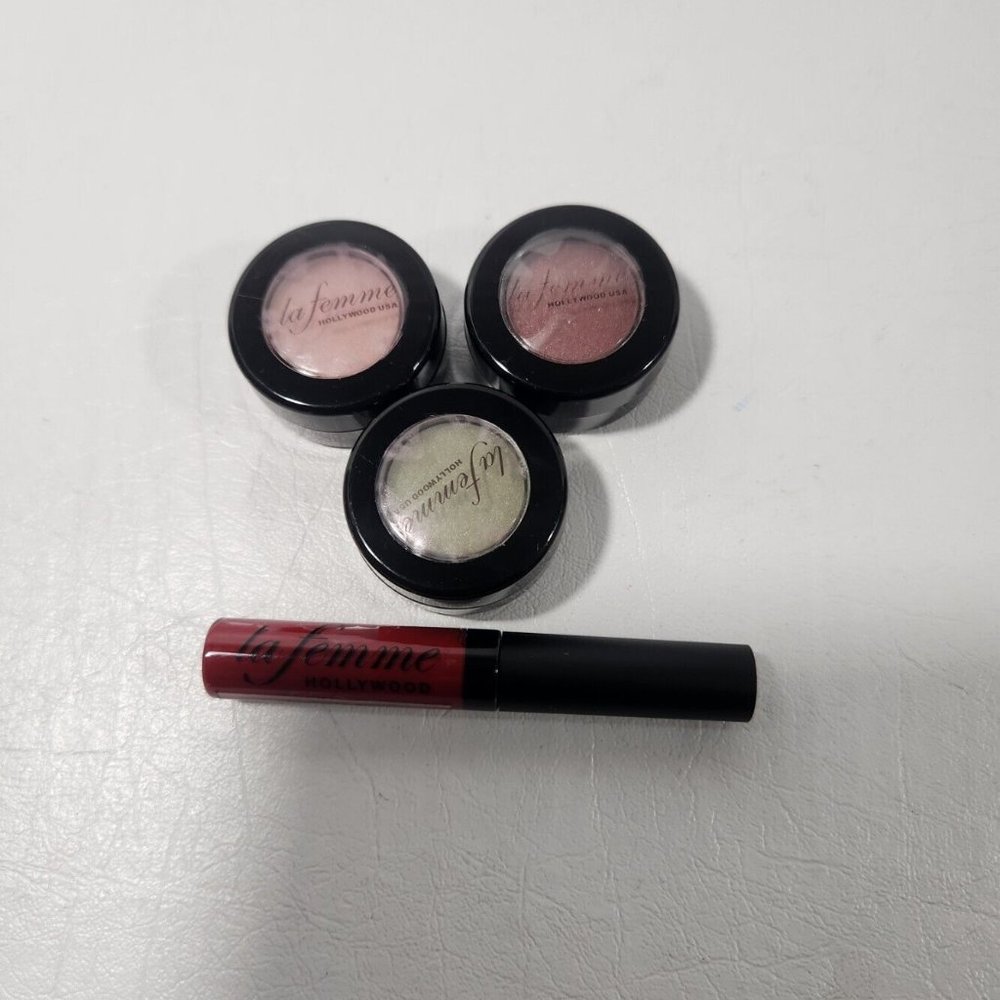 LA FEMME PRESSED EYE SHADOW LOT OF 3 Plus lip cream red